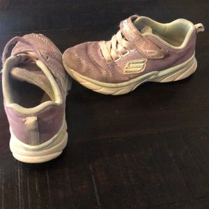 Little girl sketcher shoe